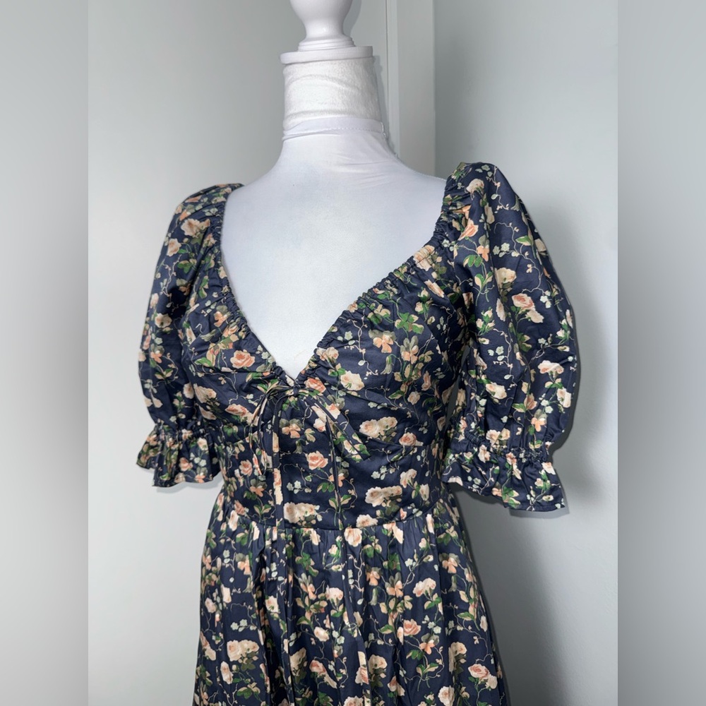 Hill House Home The Ophelia Dress in Navy Bluebonnet/Size Medium - Picture 4 of 11